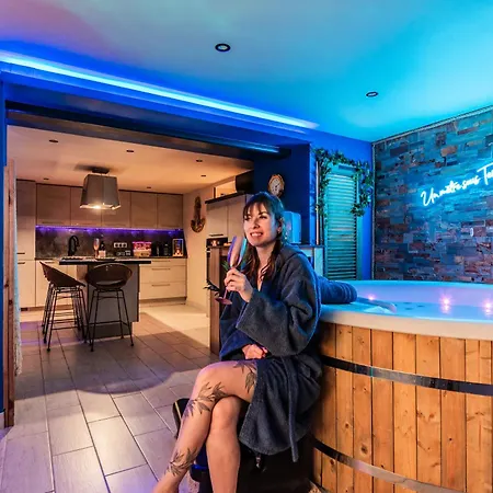 Loft Privatif 2-4 Pers - Jacuzzi & Sauna Pres De Strasbourg Herrlisheim